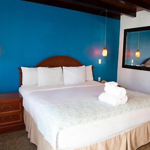 King Room Courtyard View